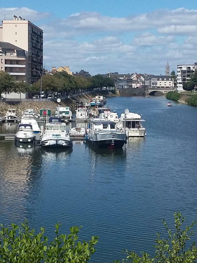 Les Tulipiers, Parking Securise, Lit Queen-Size, Le Port Du Mans Ле-Ман Екстер'єр фото